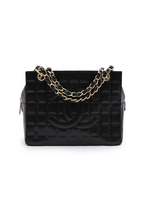 Sac cabas CHANEL cuir matelassé noir