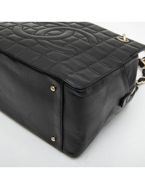 Sac cabas CHANEL cuir matelassé noir
