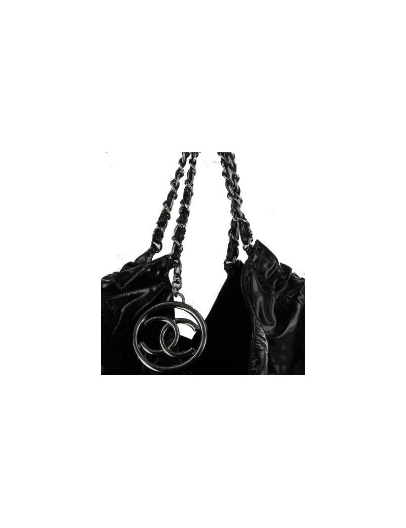 Sac CHANEL GM en cuir vernis noir