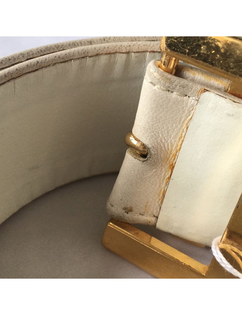 CHANEL vintage belt in white leather and gilded metal chain
