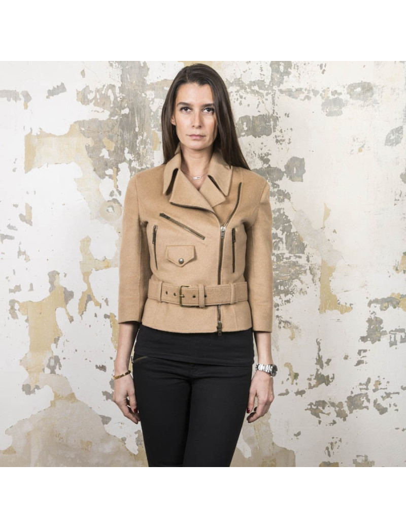 Veste SANS MARQUE manches trois quart en laine ? marron clair
