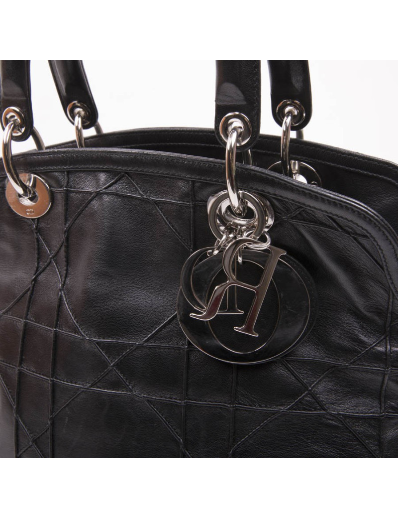 Sac DIOR en cuir matelassé noir