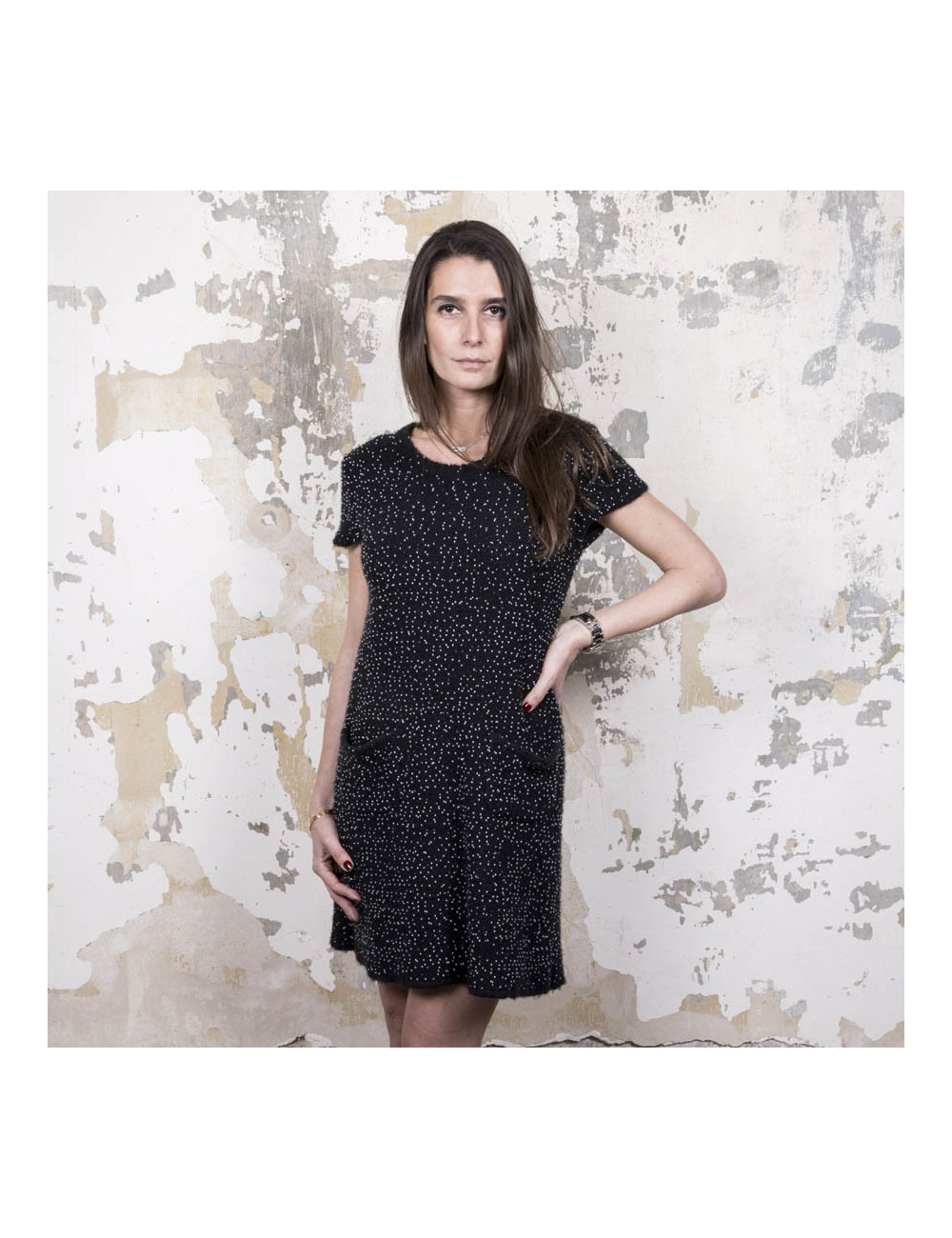 Robe CHANEL en laine noire perlée