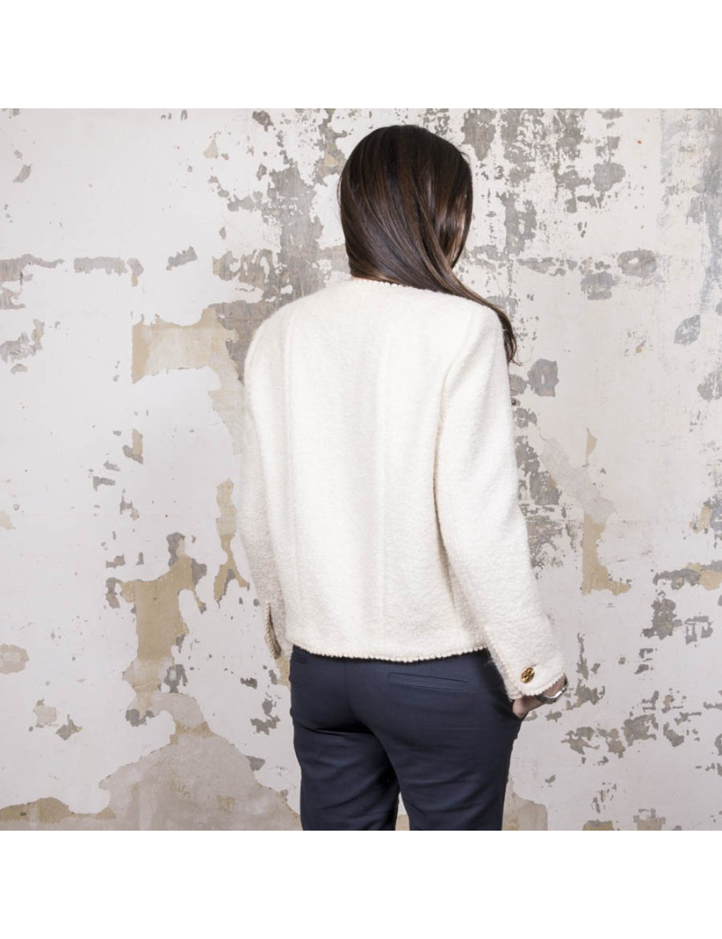 CHANEL Vintage jacket in ecru tweed size 44FR