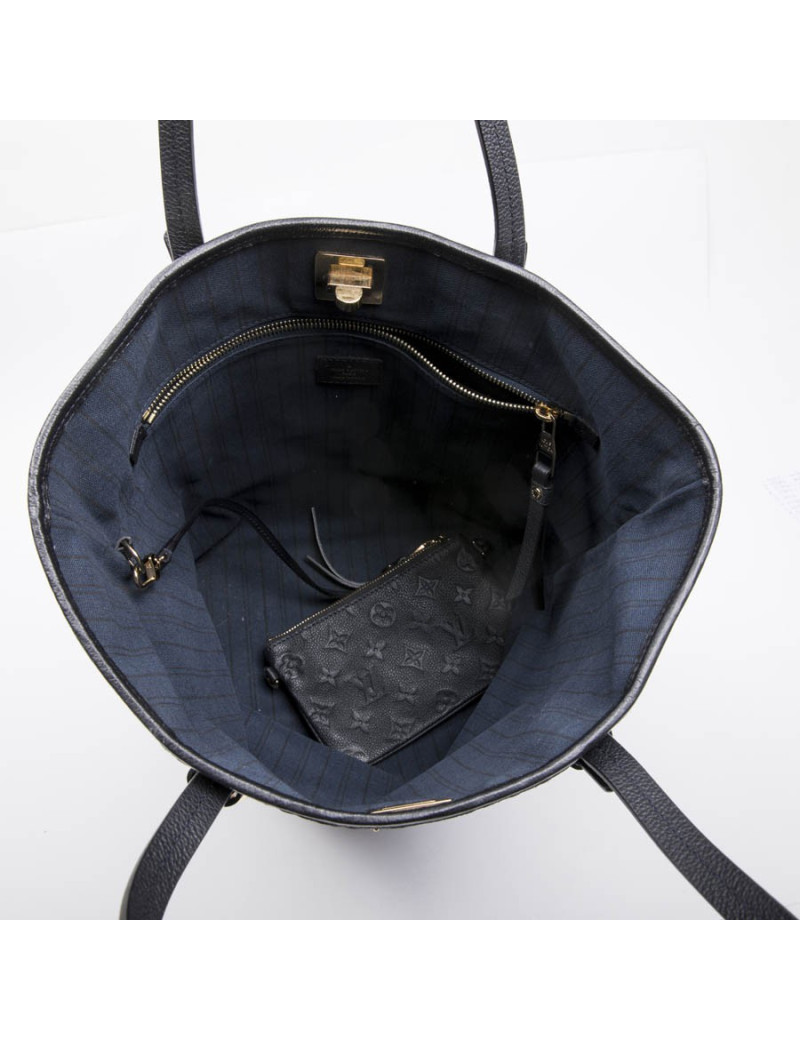 Sac LOUIS VUITTON cuir embossé bleu