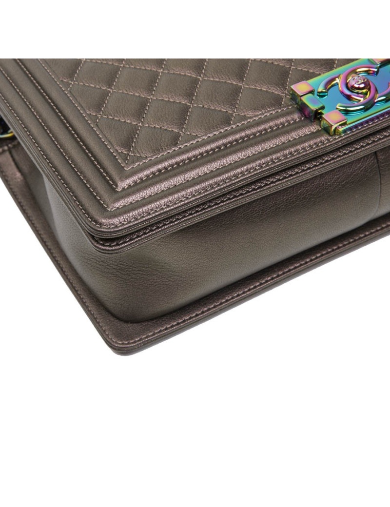 Sac "Boy" CHANEL cuir marron mordoré