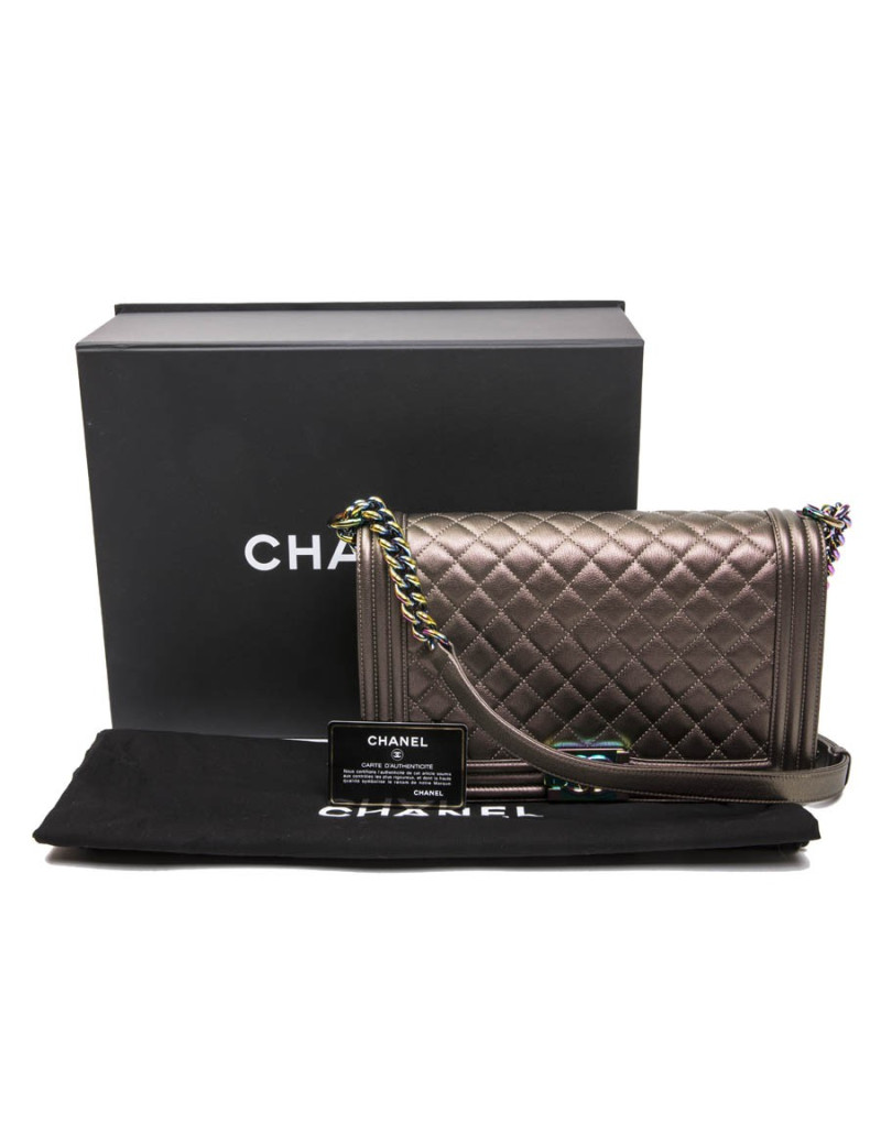 Sac "Boy" CHANEL cuir marron mordoré