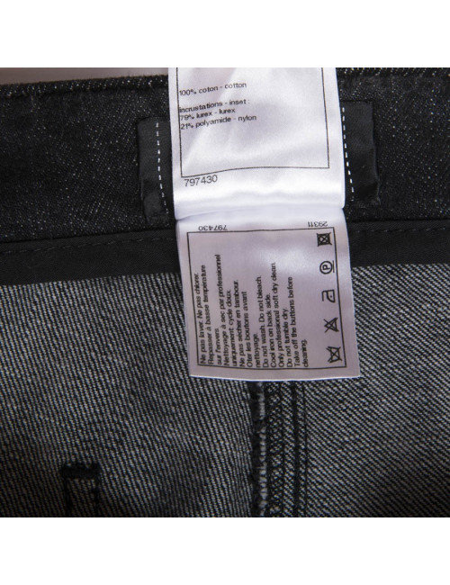 Pantalon jean CHANEL T 40 avec broderies or, bordeaux et noire