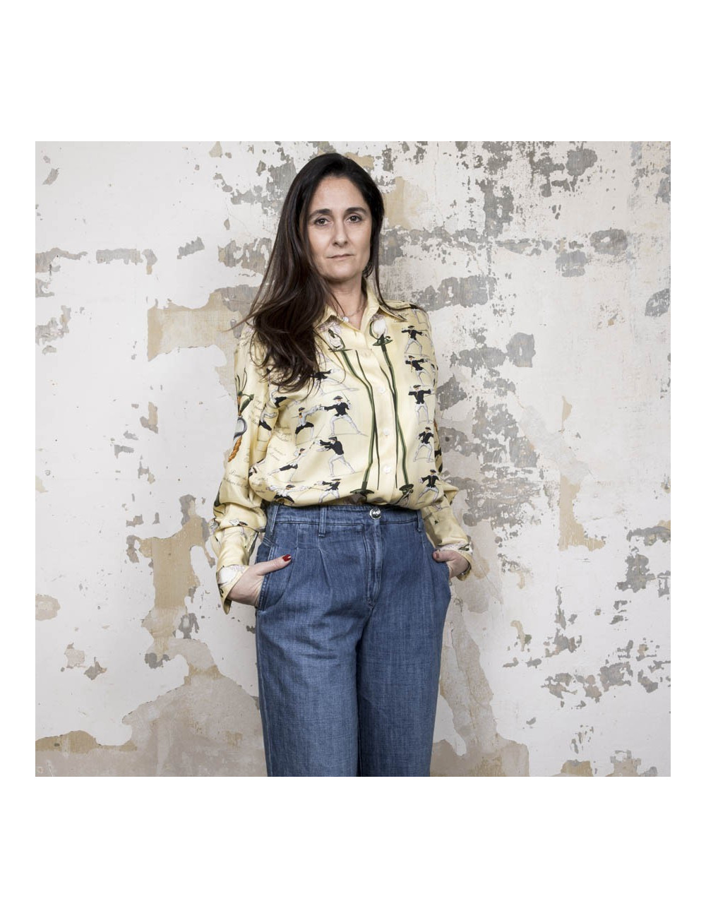 Blouse HERMES T 40 "Traité des armes" en soie