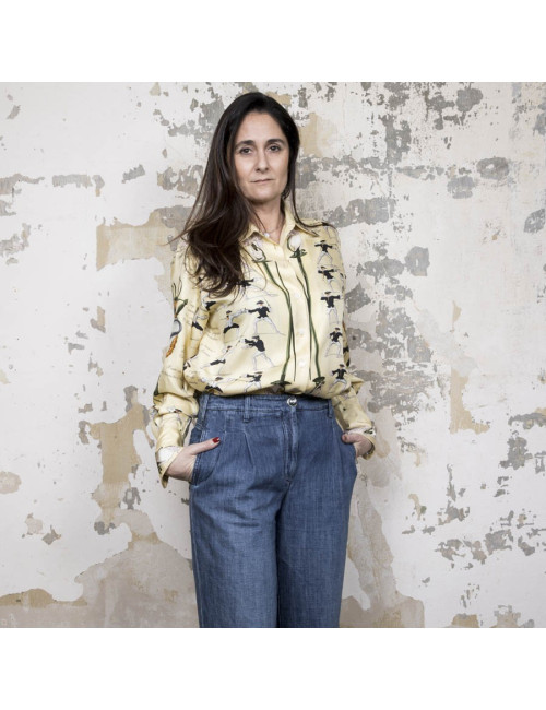 Blouse HERMES T 40 "Traité des armes" en soie