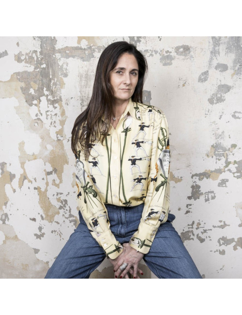 Blouse HERMES T 40 "Traité des armes" en soie