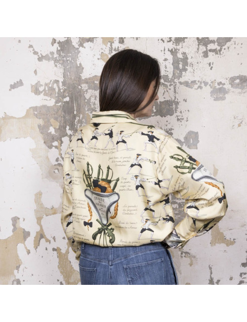 Blouse HERMES T 40 "Traité des armes" en soie