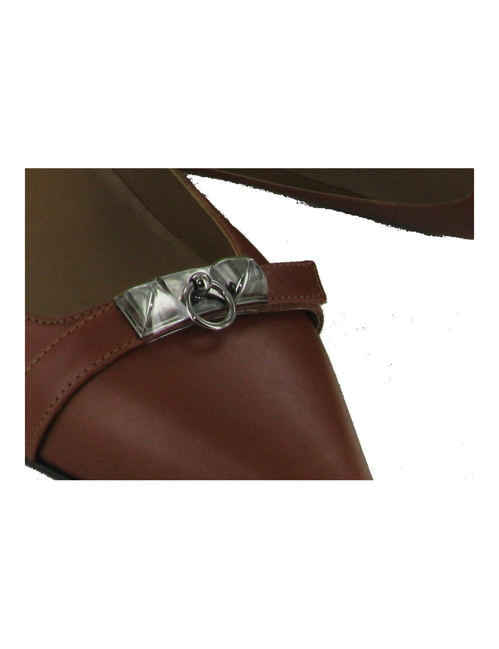 Escarpins T40 HERMES " Collier de chien"