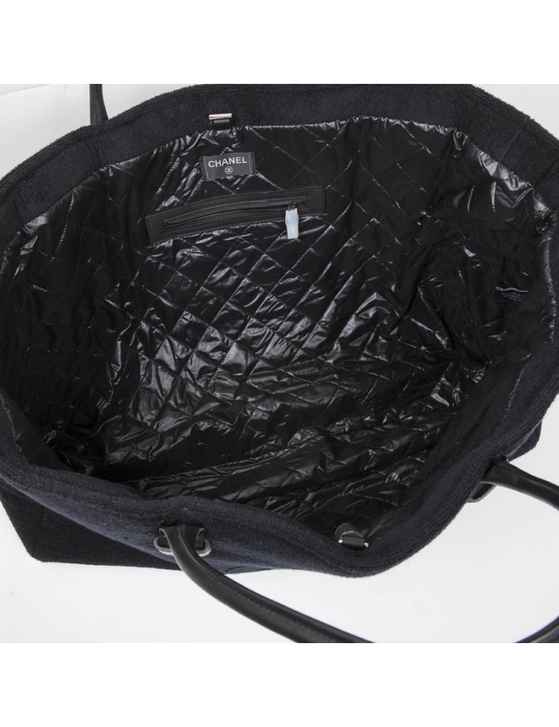 Sac de plage CHANEL GM en éponge "CC"