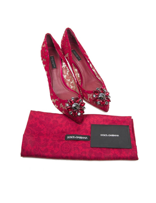 Escarpins DOLCE & GABBANA T 38.5 dentelle rouge foncé et cristaux Belluci