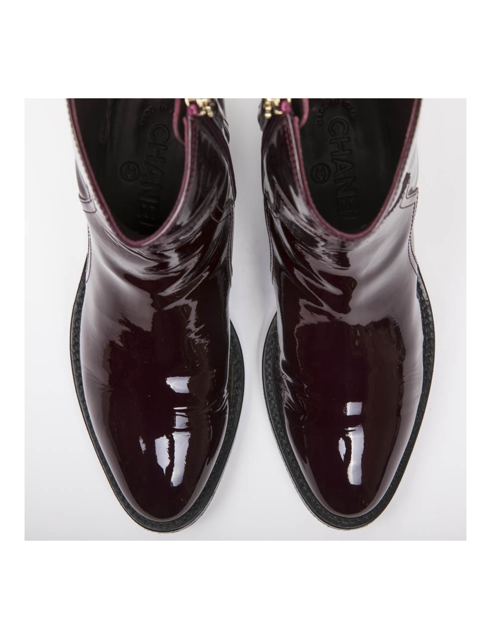 Boots T 37 CHANEL cuir verni bordeaux