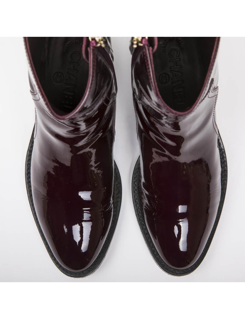 Boots T 37 CHANEL cuir verni lie de vin