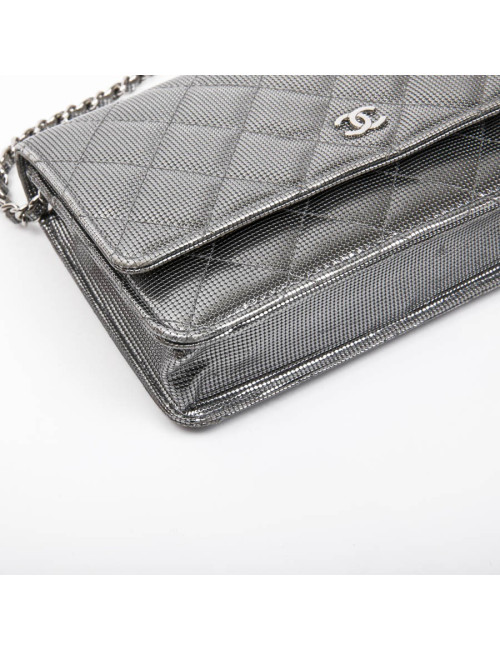 Sac Wallet CHANEL en cuir argent