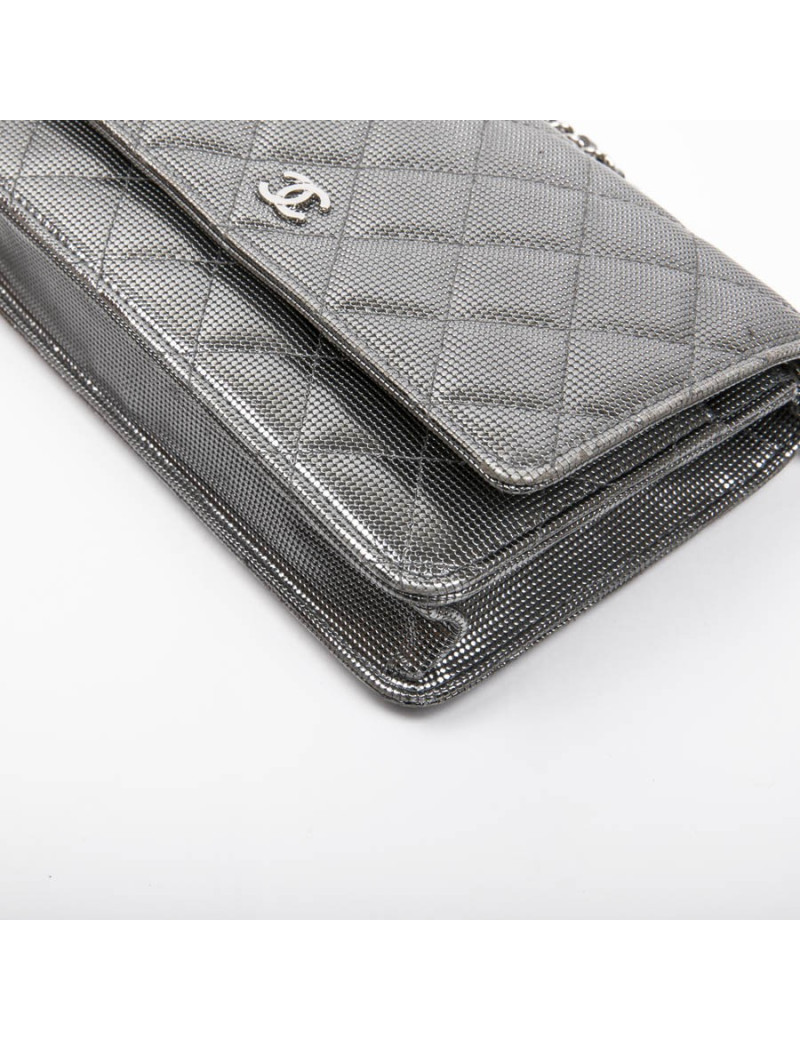 Sac Wallet CHANEL en cuir argent