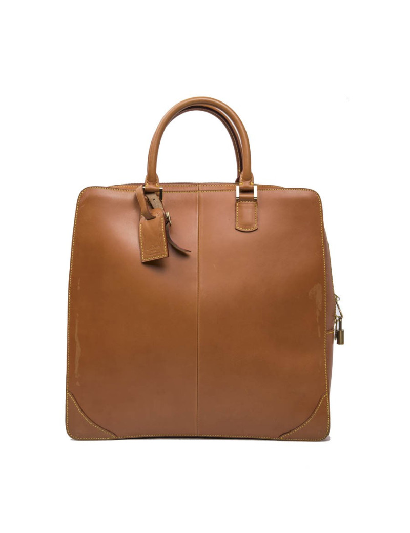 LOUIS VUITTON bag in gold leather