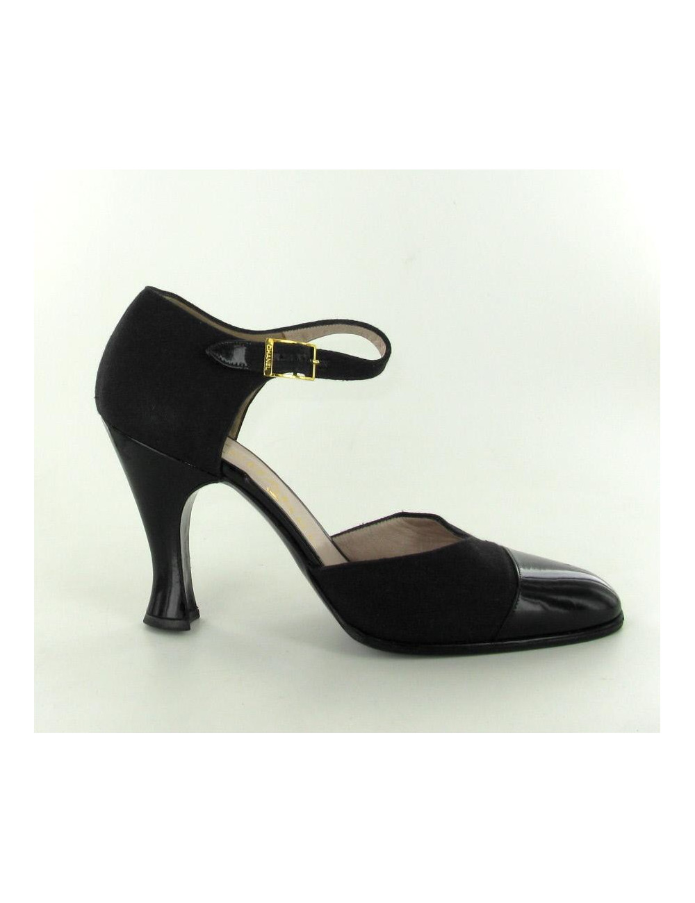 Escarpins T36 CHANEL en toile et vernis noir