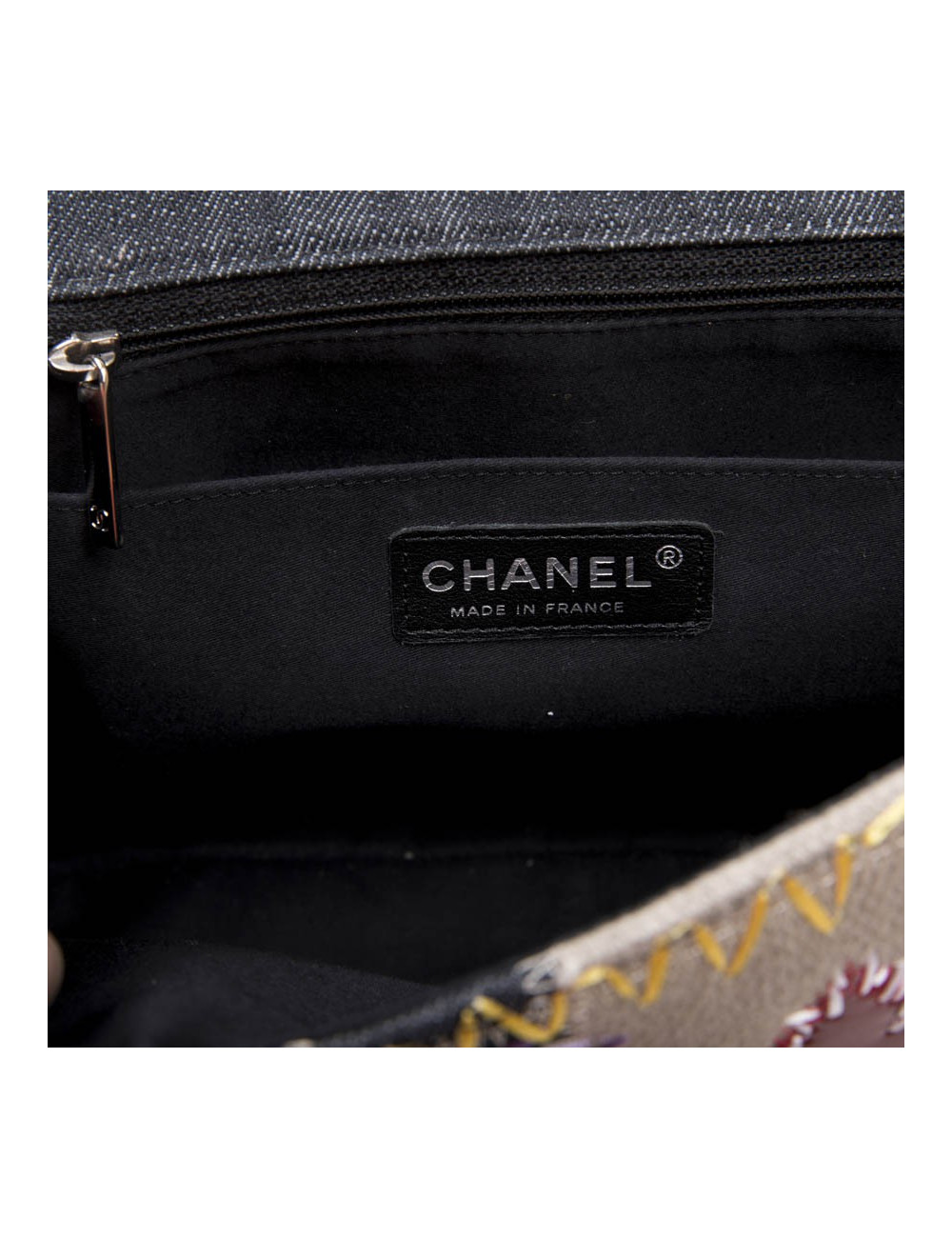 CHANEL Jumbo flap bag in patchwork fabric