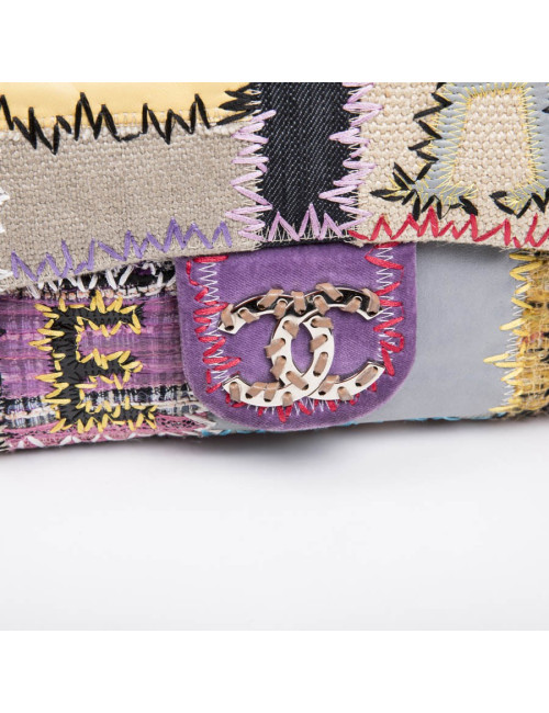 CHANEL Jumbo flap bag in patchwork fabric