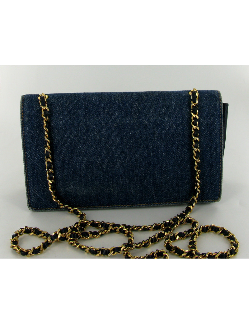 Petit sac CHANEL en jean délavé
