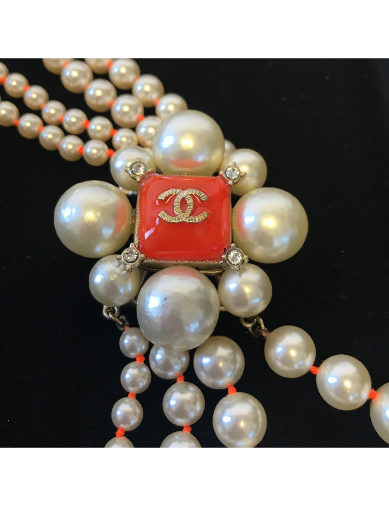 Sautoir CHANEL 4 rangs perles nacrées et orange