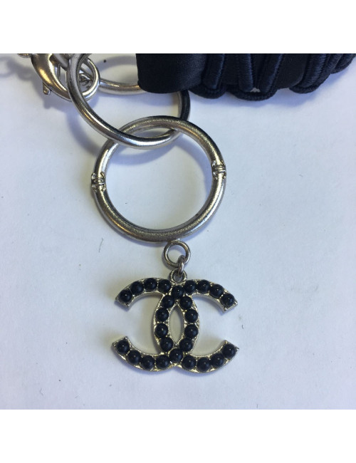 E.S Ceinture CHANEL en cuir noir et satin 