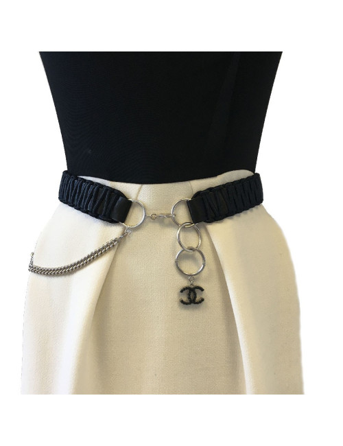 E.S Ceinture CHANEL en cuir noir et satin 