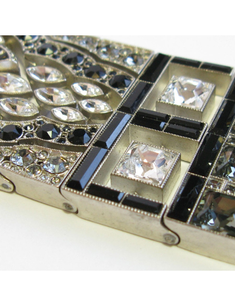 CHANEL Couture articulated cuff bracelet in matte silver metal set with Swarovski rhinestones