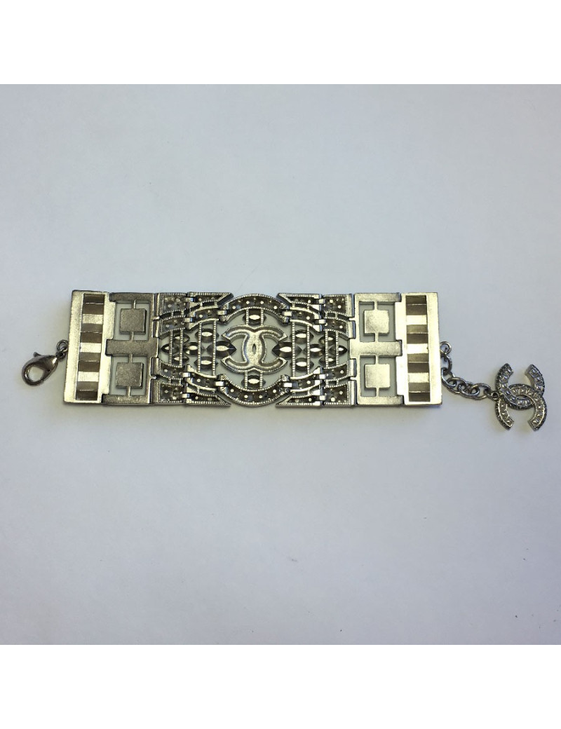 CHANEL Couture articulated cuff bracelet in matte silver metal set with Swarovski rhinestones