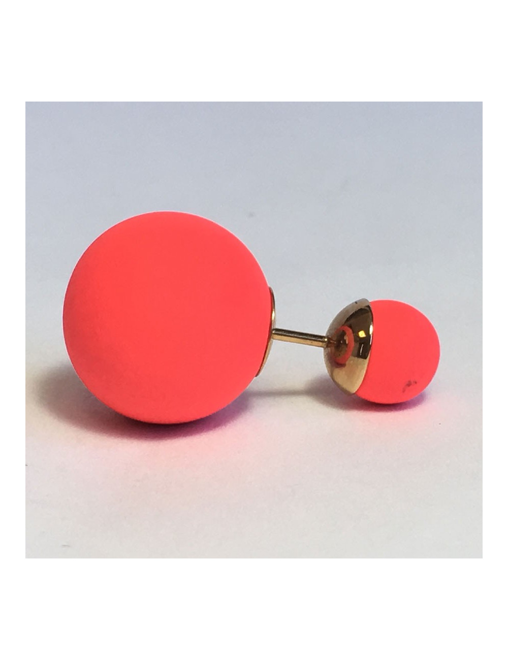 Boucle d'oreille "Tribales"DIOR en gomme rose fluo