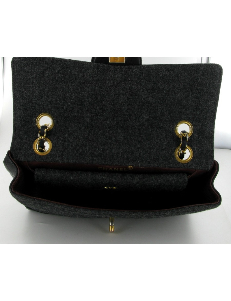 CHANEL Mademoiselle bag in black leather and gray jersey