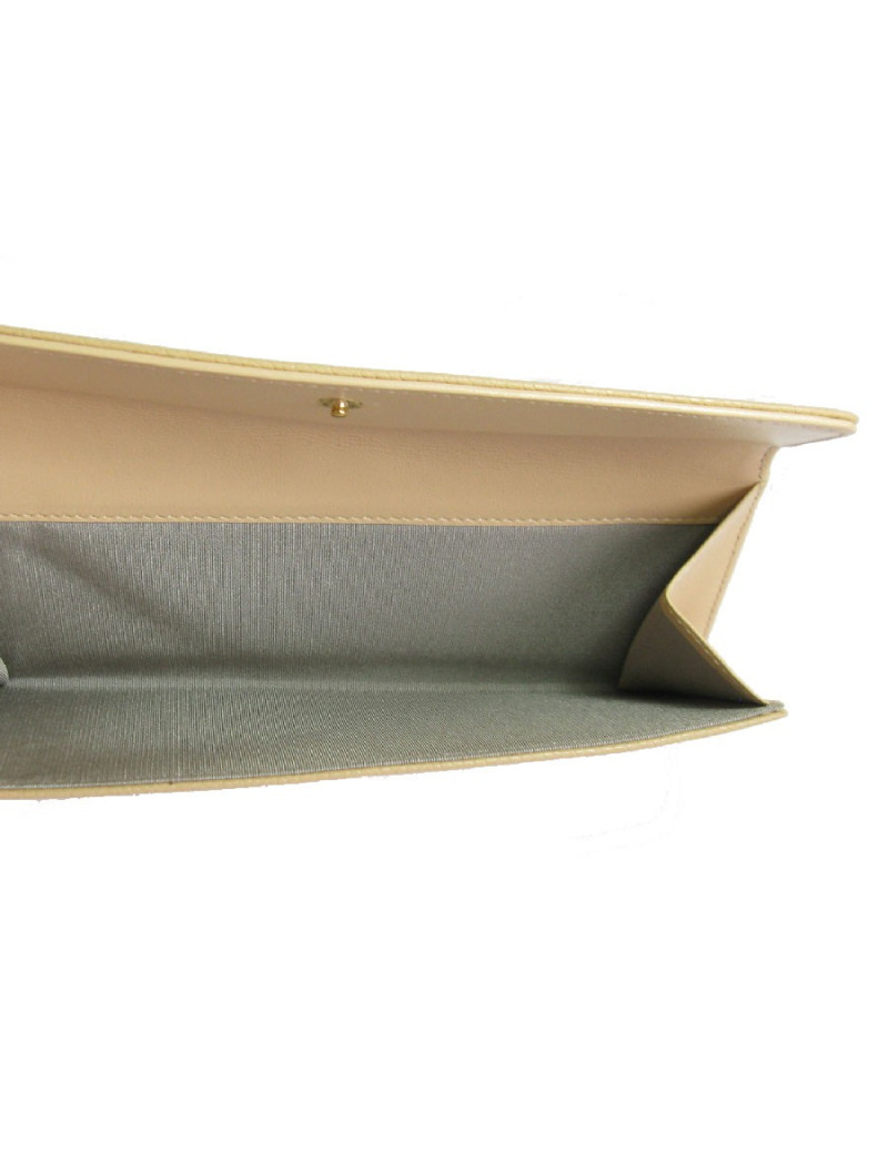 Portefeuille CHANEL en cuir grainé beige