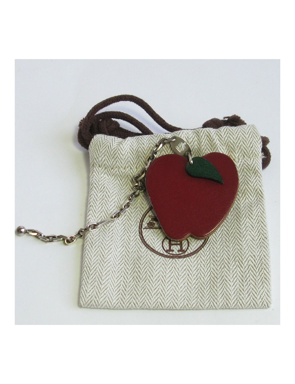 Porte-clefs HERMES pomme en cuir rouge H