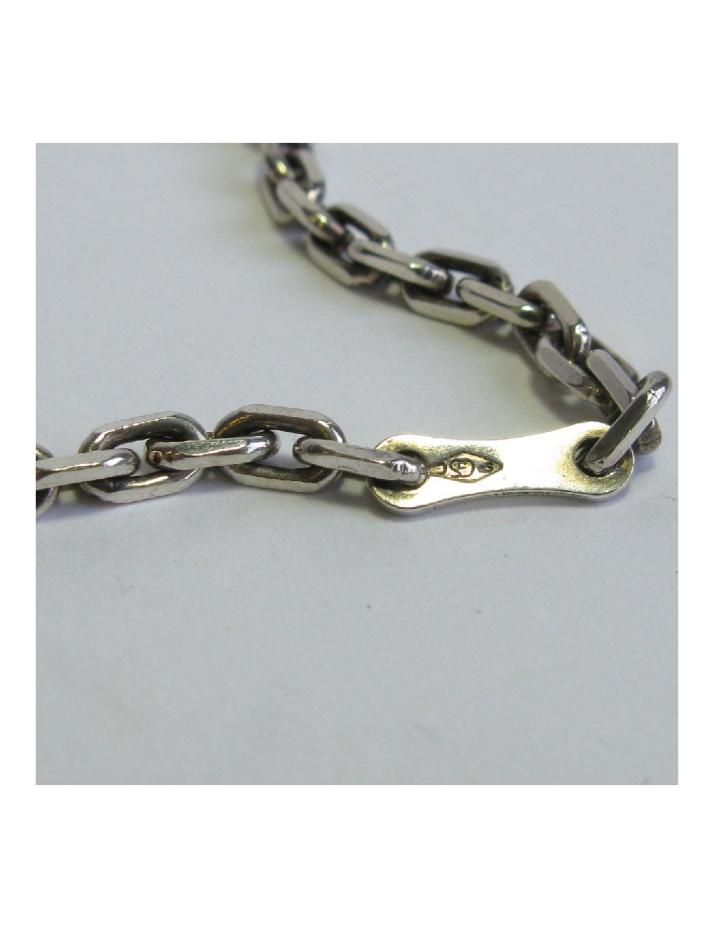 Porte-clefs HERMES pomme en cuir rouge H