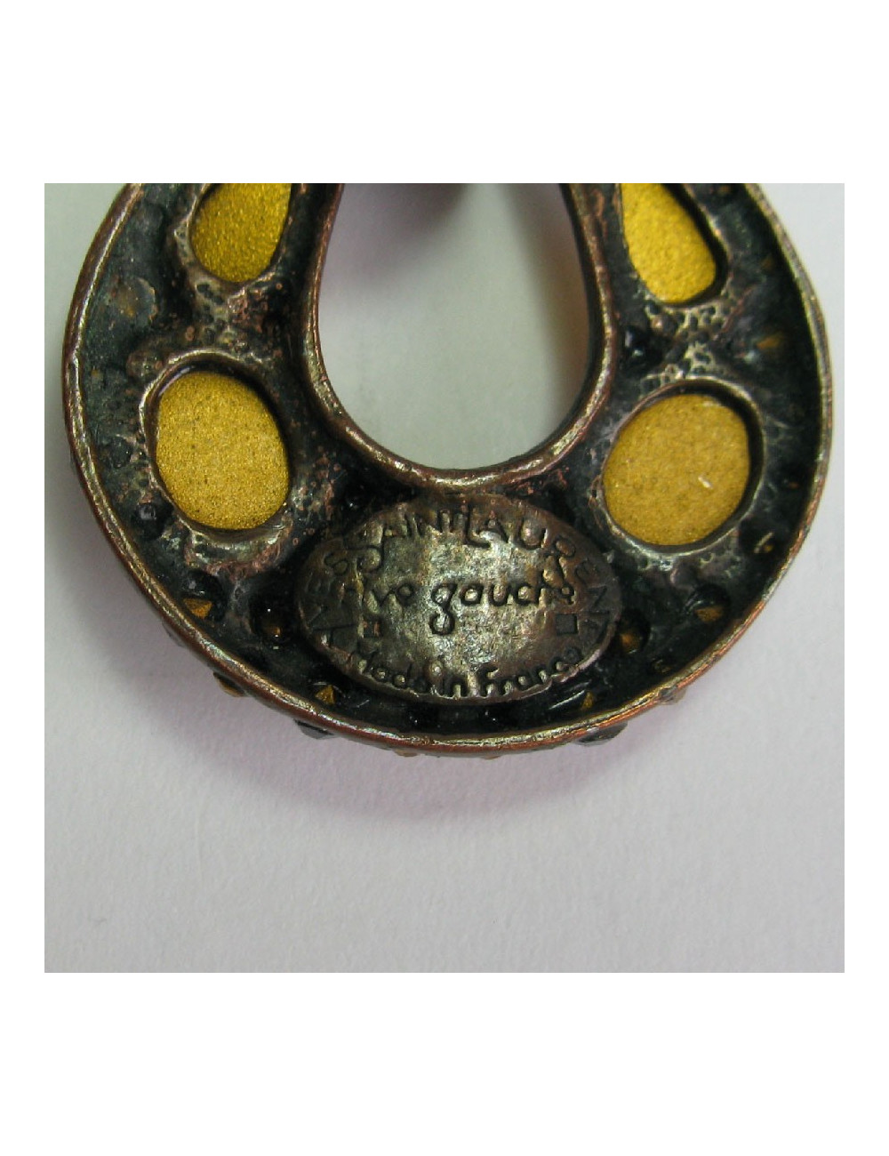  YSL YVES SAINT LAURENT Vintage clip-on earrings in bronze metal, rhinestones and resin