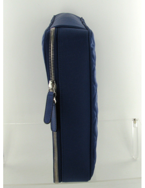 HOUSSE bleue pour ordinateur  CHANEL