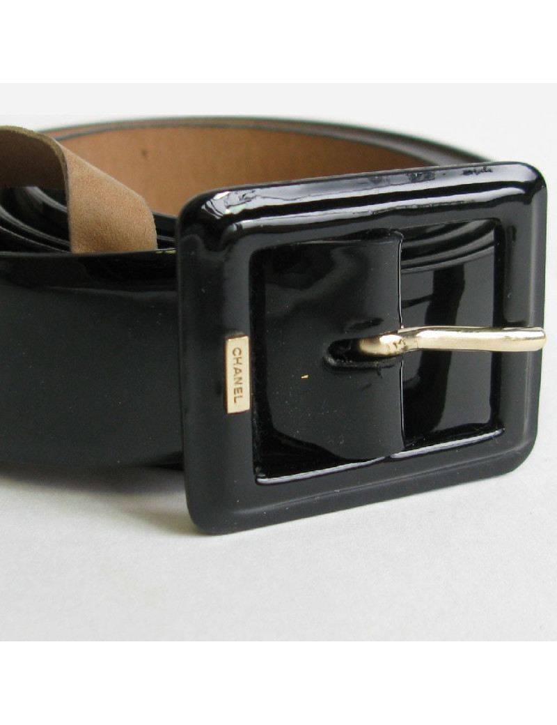 CHANEL belt in black patent leather size 85