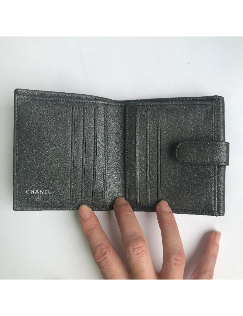 Porte monnaie CHANEL cuir grainé gris