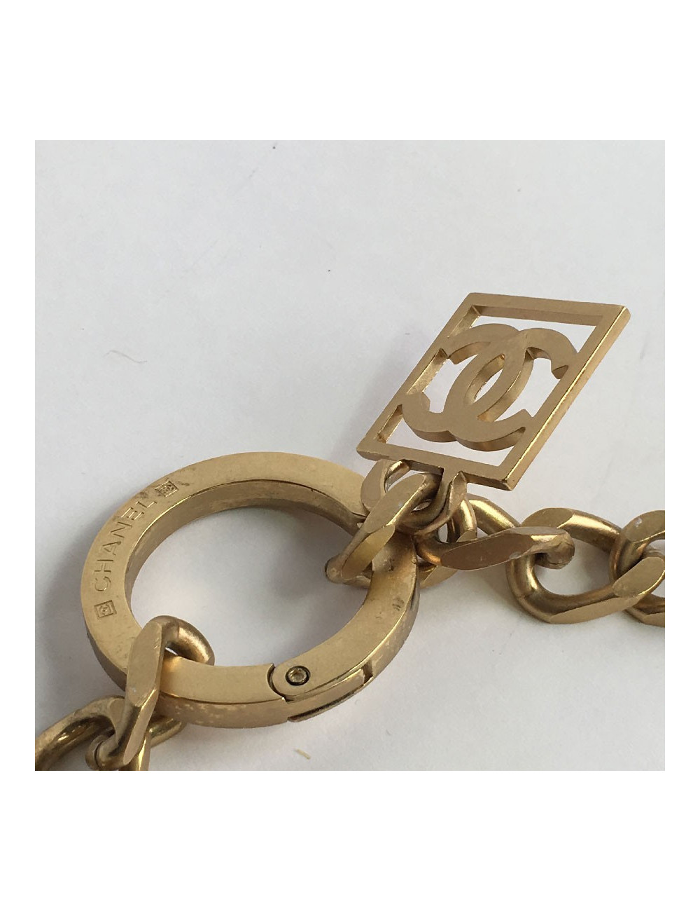 Ceinture sautoir CHANEL chaînes dorés et perles