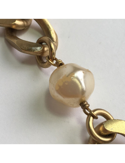 CHANEL vintage Necklace belt in matte gilded metal and pearls