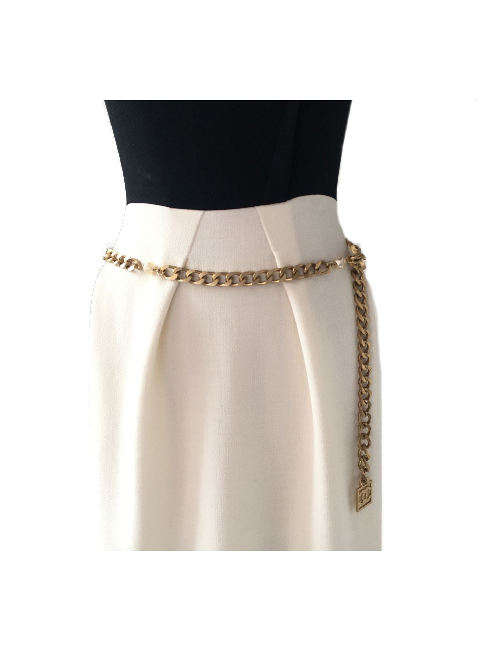 CHANEL vintage Necklace belt in matte gilded metal and pearls