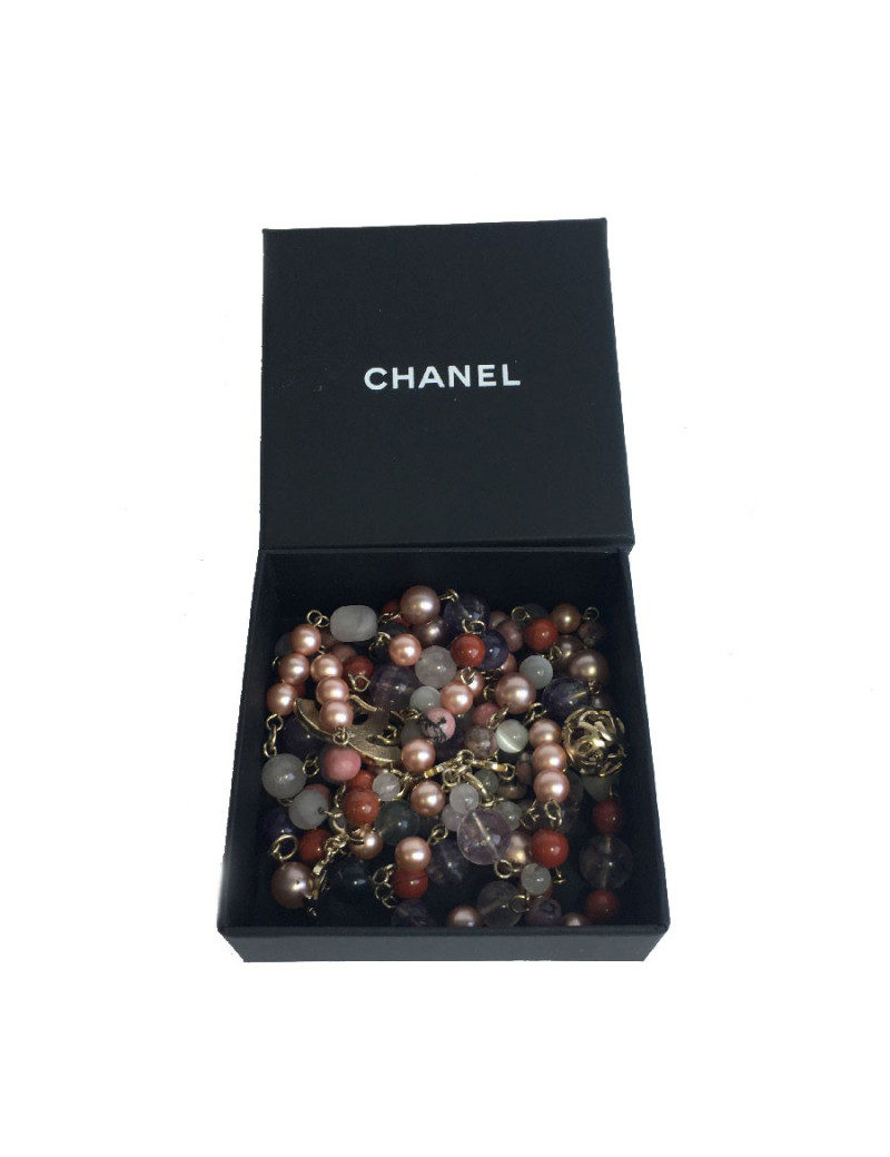Ceinture-sautoir CHANEL en perles multicolores et CC