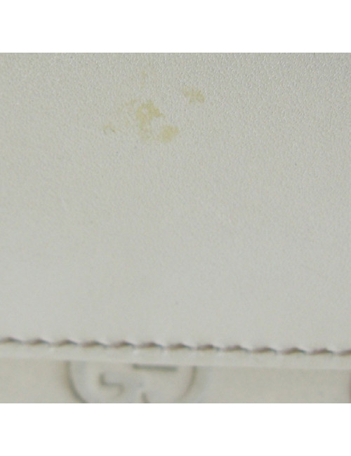 Portefeuille GUCCI cuir embossé GG beige