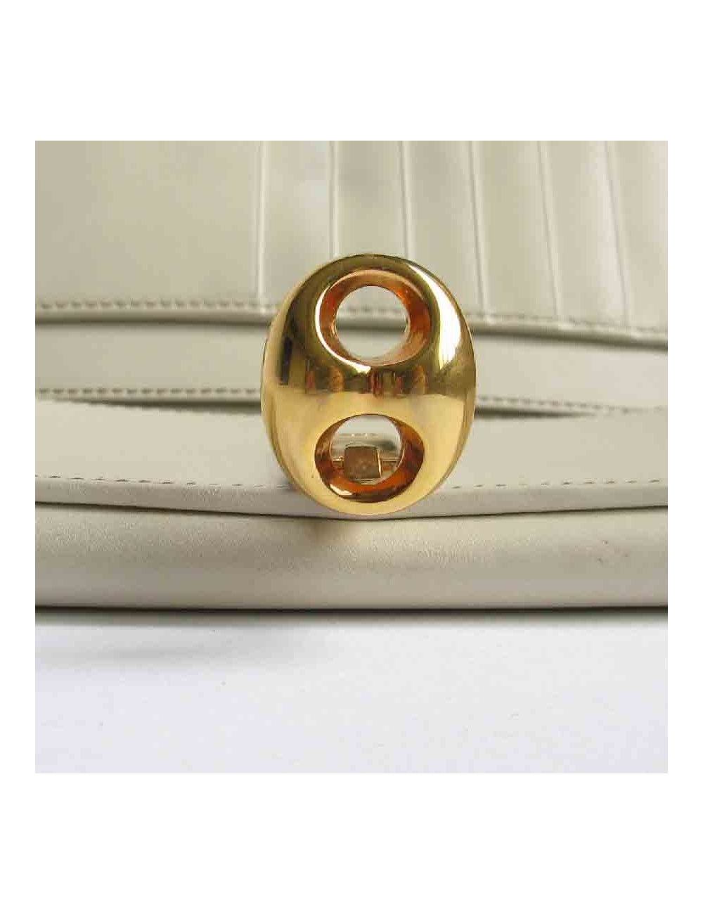 Portefeuille GUCCI cuir embossé GG beige