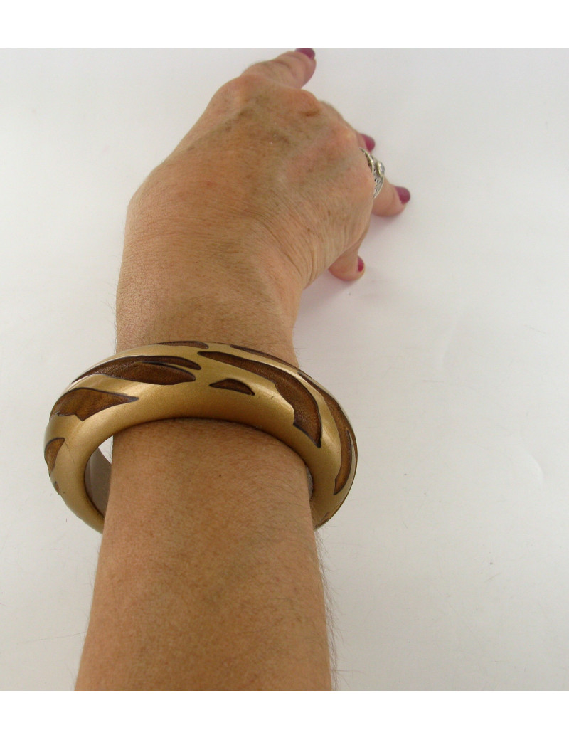 Bracelet fantaisie LOUIS VUITTON en bos naturel et doré