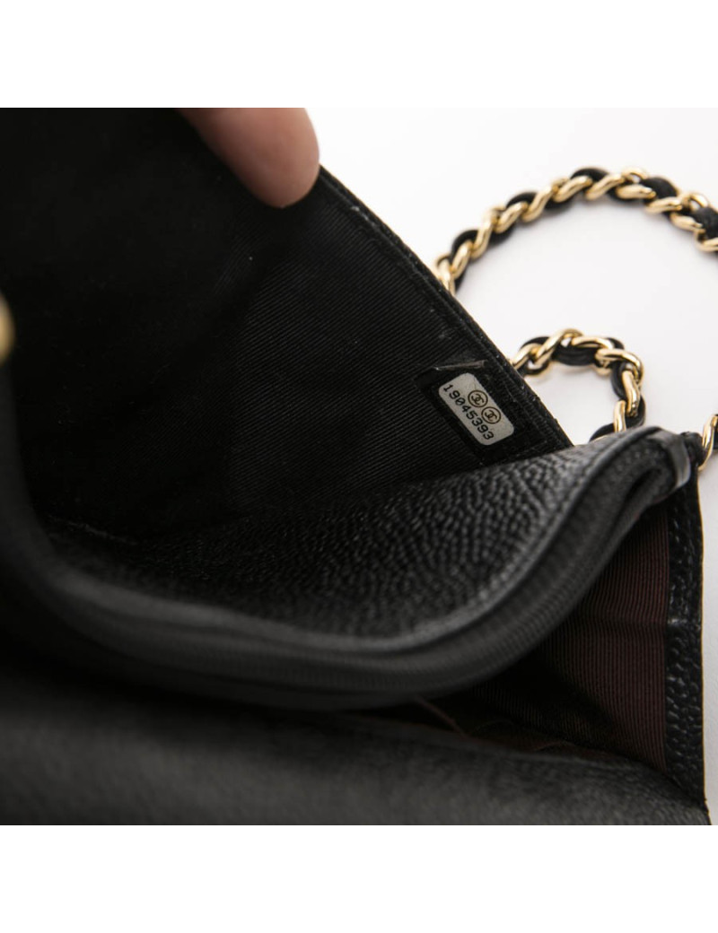 Sac wallet CHANEL cuir caviar 